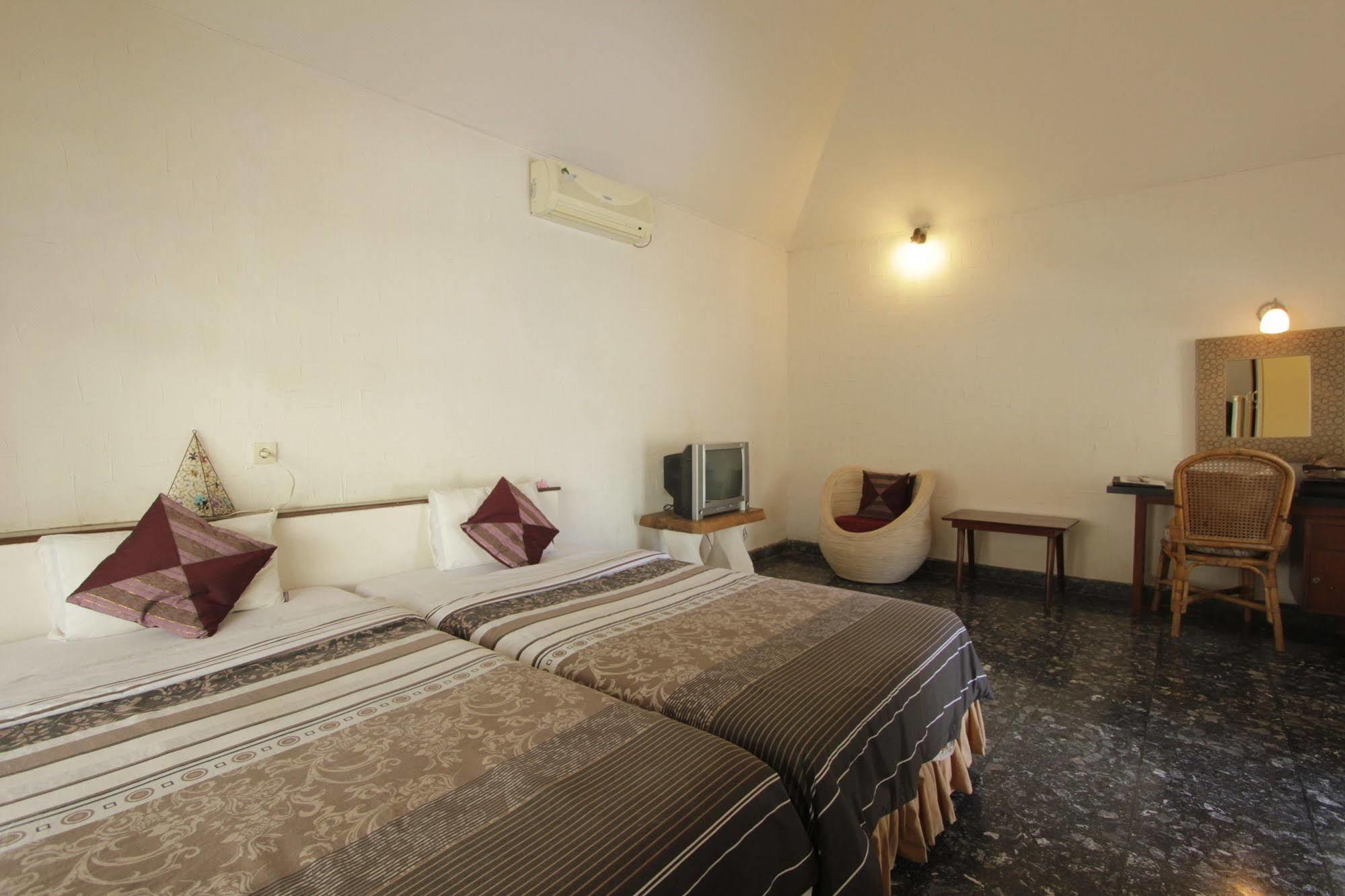 Alit And 3* Sanur
